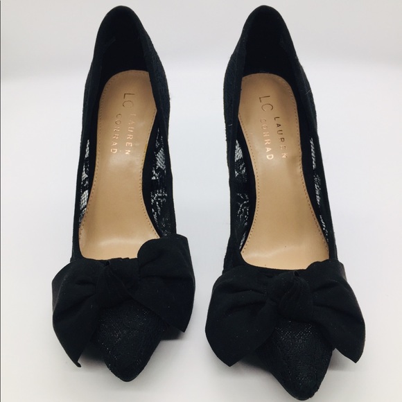 LC Lauren Conrad Shoes - 🎊🎈SALE🎈🎉 LC Lauren Conrad Black Pumps